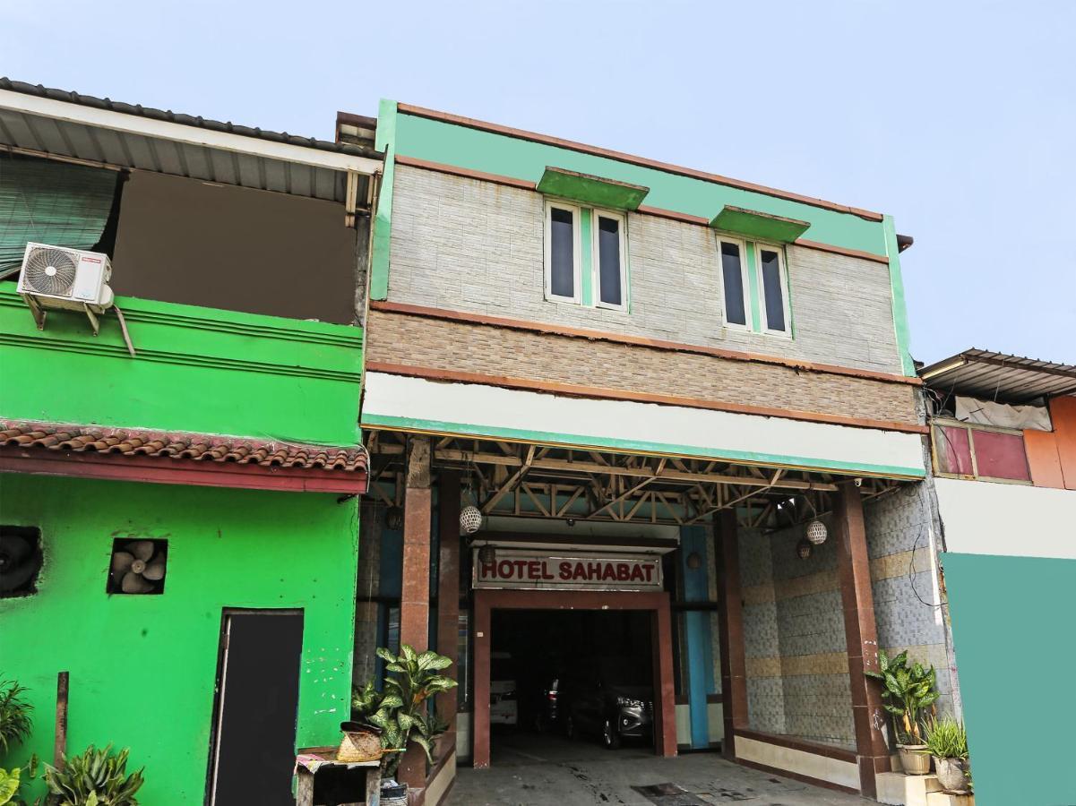 Oyo 92470 Hotel Sahabat 2 Τάνγκερανγκ Εξωτερικό φωτογραφία